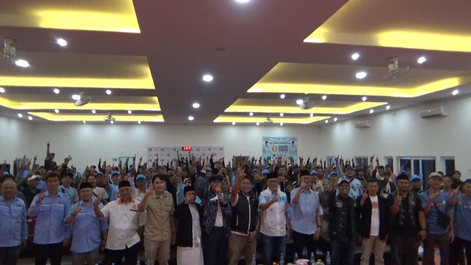 Puluhan Kelompok Relawan Pemenangan Fahmi-Dida Bersatu