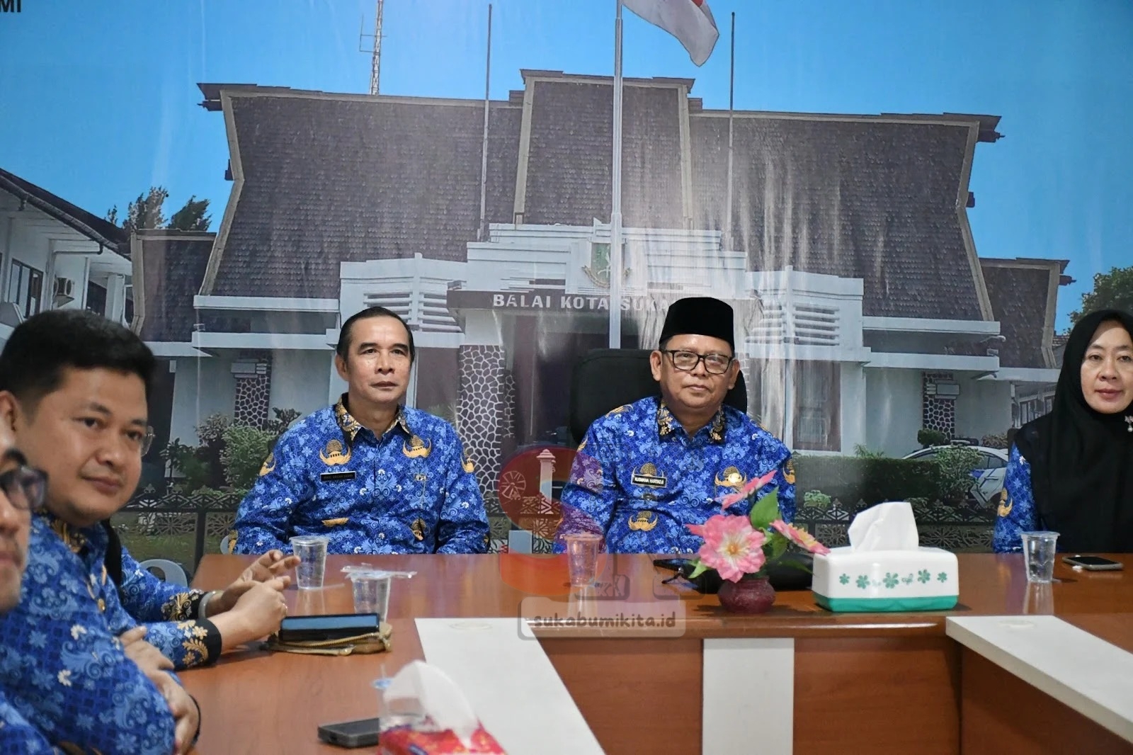 Pj Wali Kota Sukabumi Hadiri Rapat Koordinasi Pengendalian Inflasi Daerah Jawa Barat Secara Virtual
