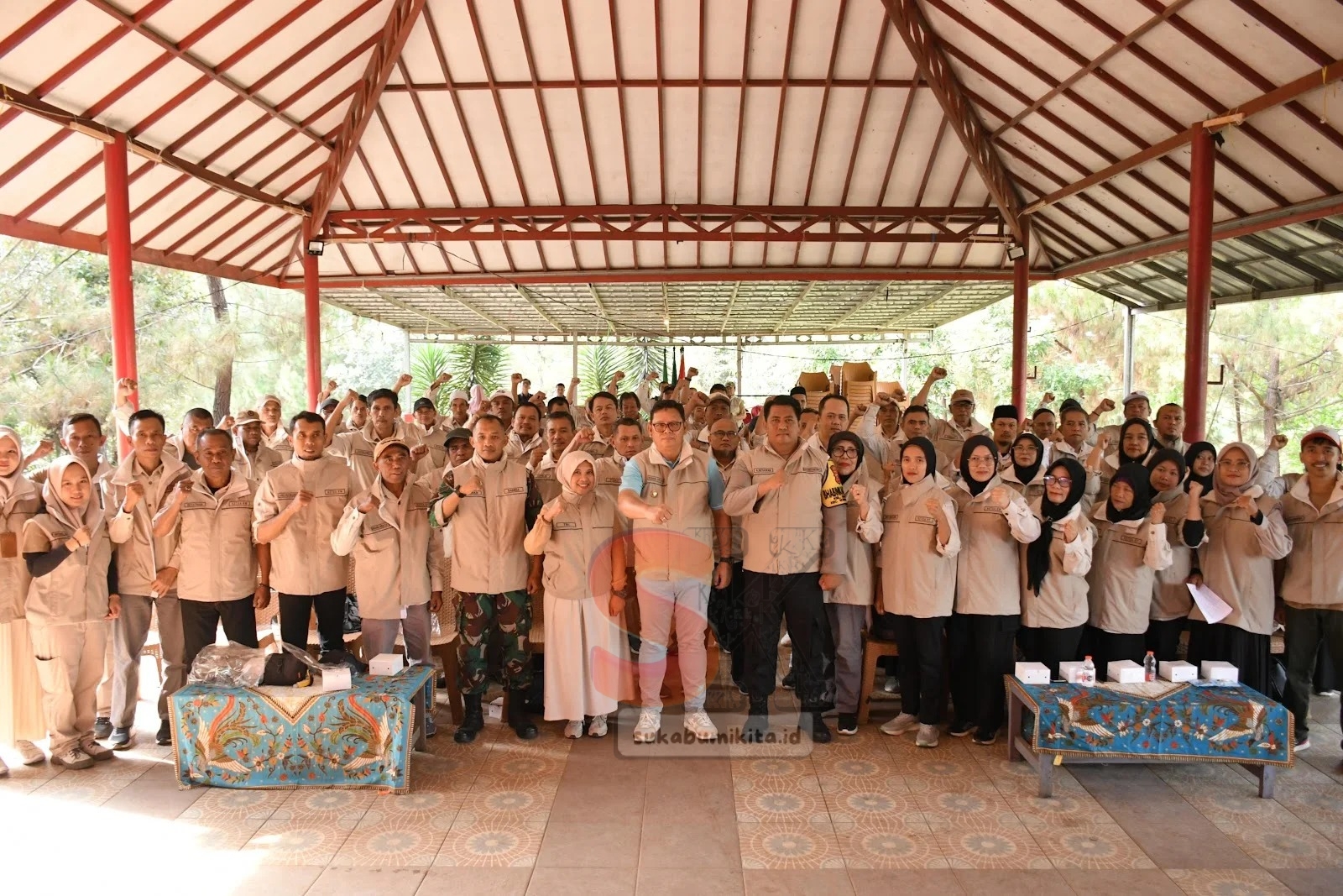 Capacity Building RT/RW di Kelurahan Benteng Sukabumi untuk Pilkada 2024