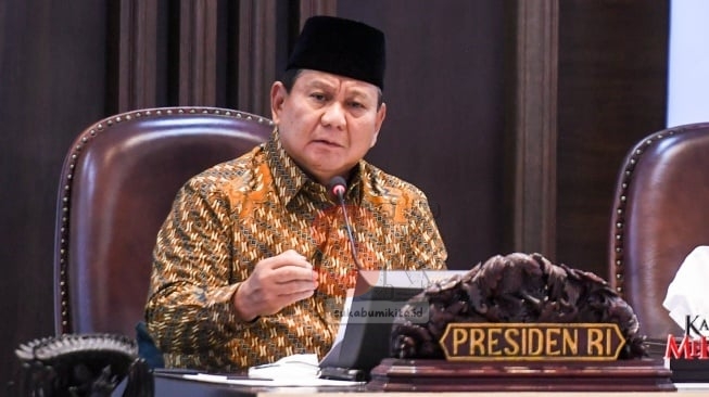 Sidang Kabinet Perdana, Prabowo Tegaskan Reformasi Birokrasi
