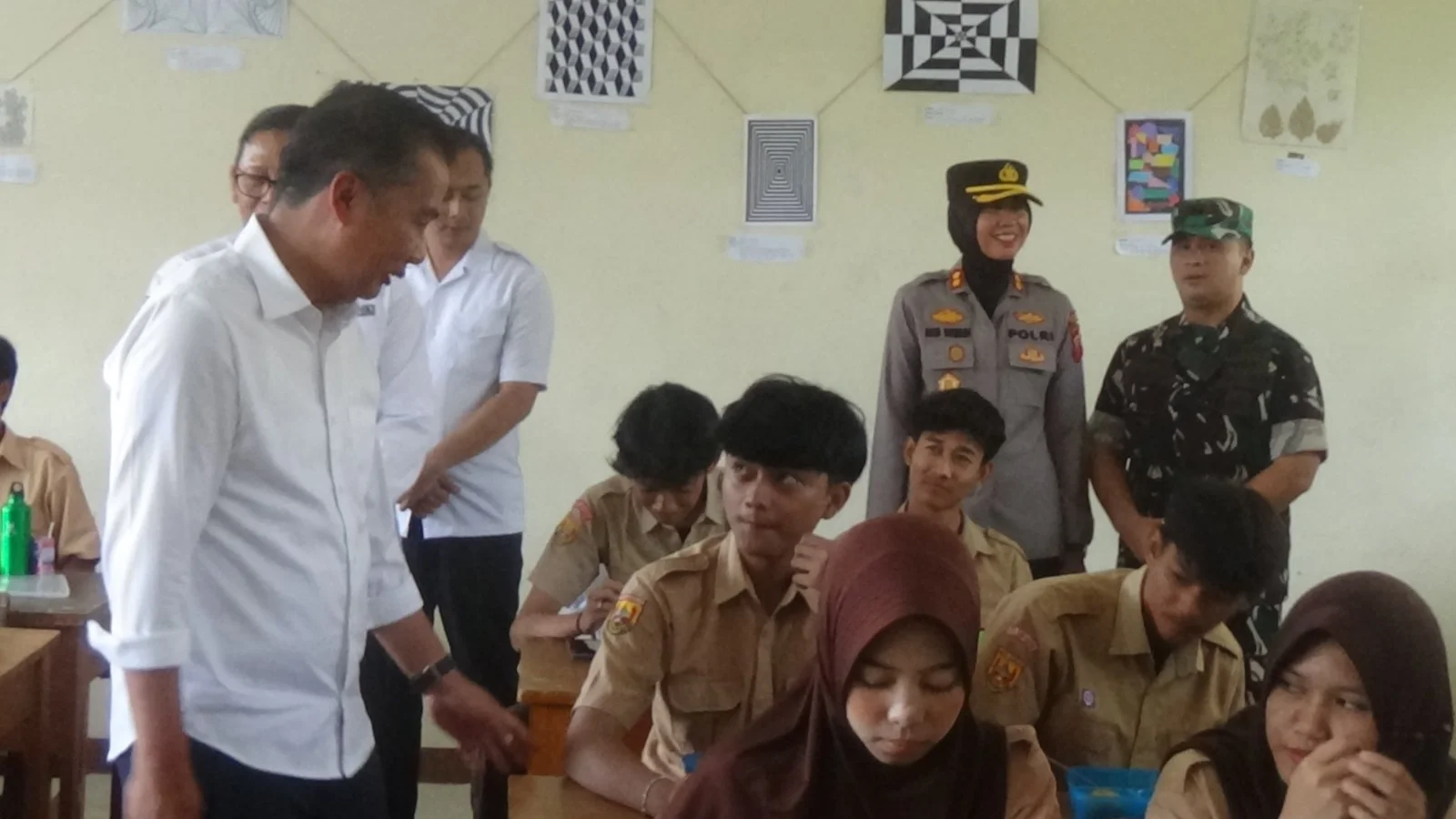 Pemerintah Jabar Anggarkan Rp1 Triliun untuk Program MBG