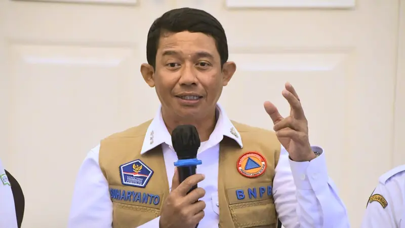 Operasi Modifikasi Cuaca Berhasil Cegah Hujan Ekstrem di Jakarta dan Jawa Barat