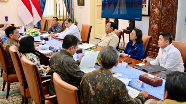 Presiden Prabowo Kumpulkan Menteri Ekonomi, Bahas Strategi Dongkrak Penerimaan Negara