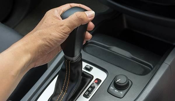 Pengguna Mobil Matic Wajib Tahu! Ini 7 Kebiasaan yang Harus Dihindari