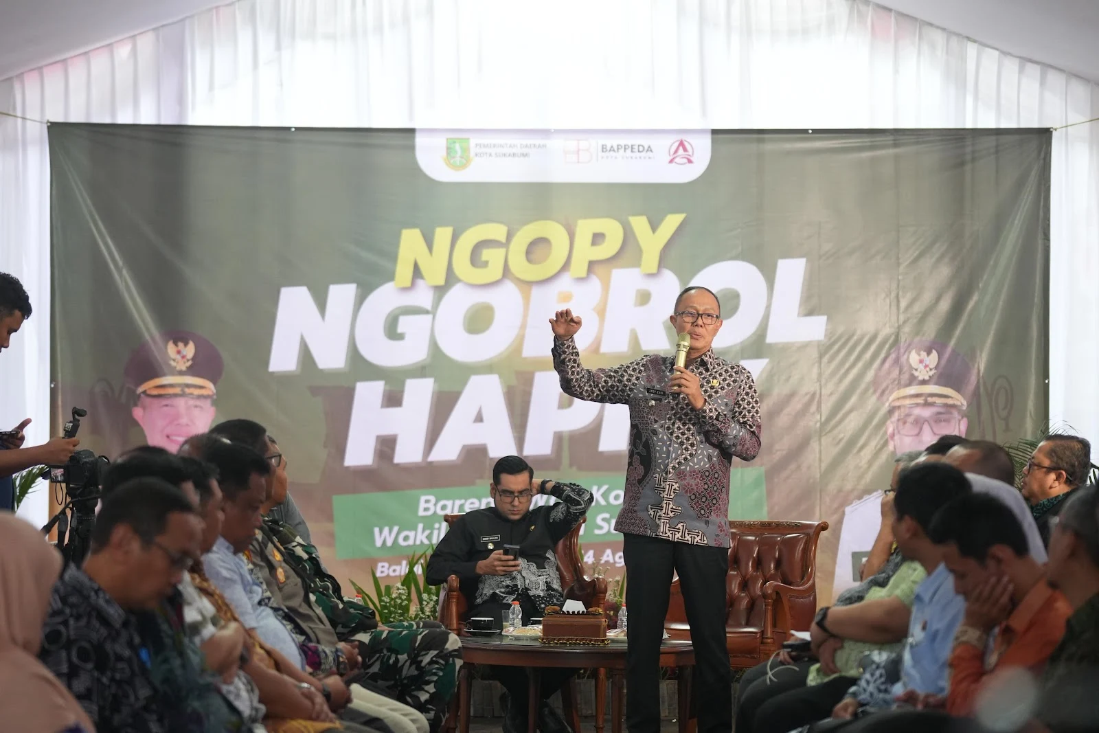 Pemkot Sukabumi Gelar Ngopi Perdana, Wali Kota Ayep Zaki Paparkan Capaian 6 Bulan