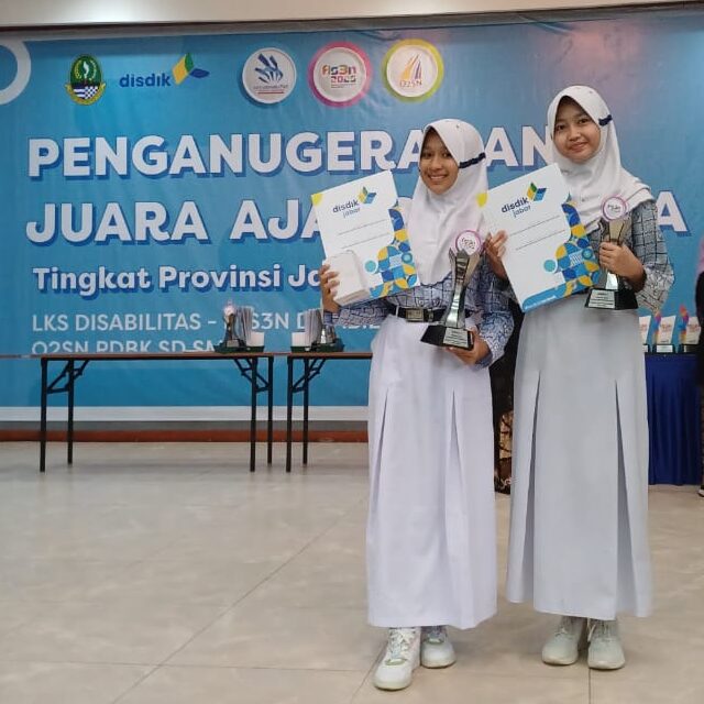 Prestasi Membanggakan, Dua Siswa Kota Sukabumi Raih Juara FLS2N Jawa Barat 2025