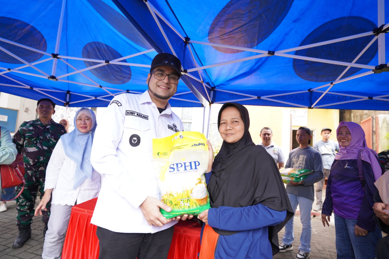 Gerakan Pangan Murah Digelar di Seluruh Kecamatan Sukabumi, Bulog Salurkan 7 Ton Beras per Titik