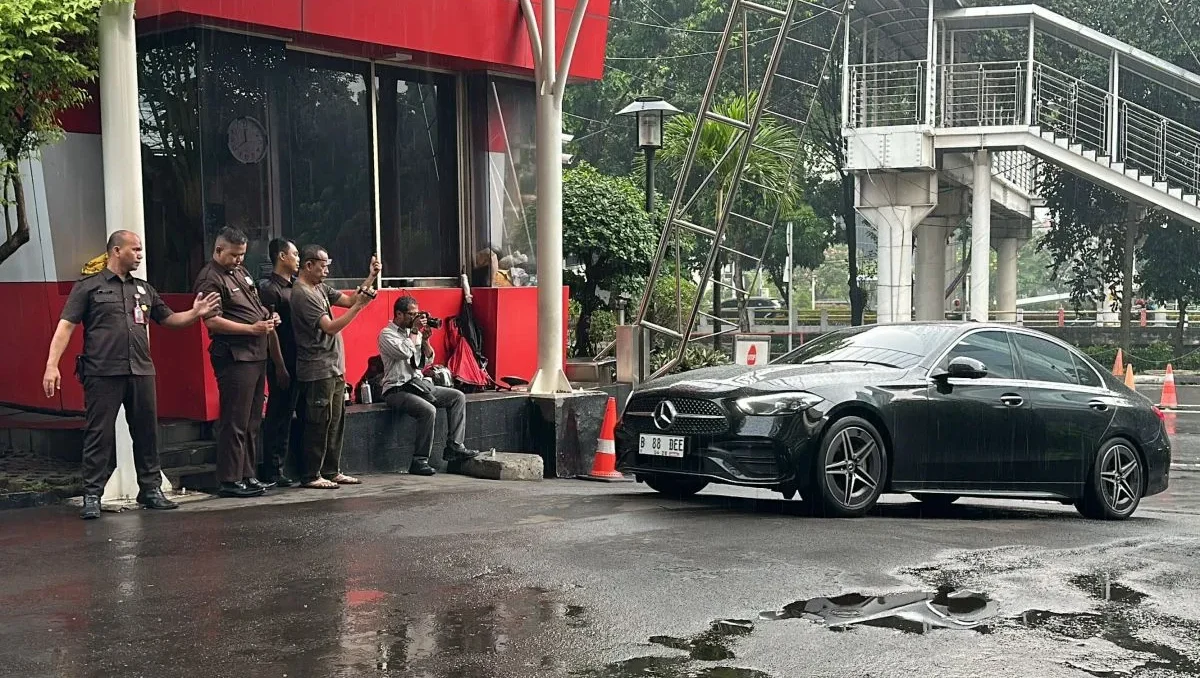 Dua Mobil Hilang di Rumah Dinas Immanuel Ebenezer Dikembalikan ke KPK