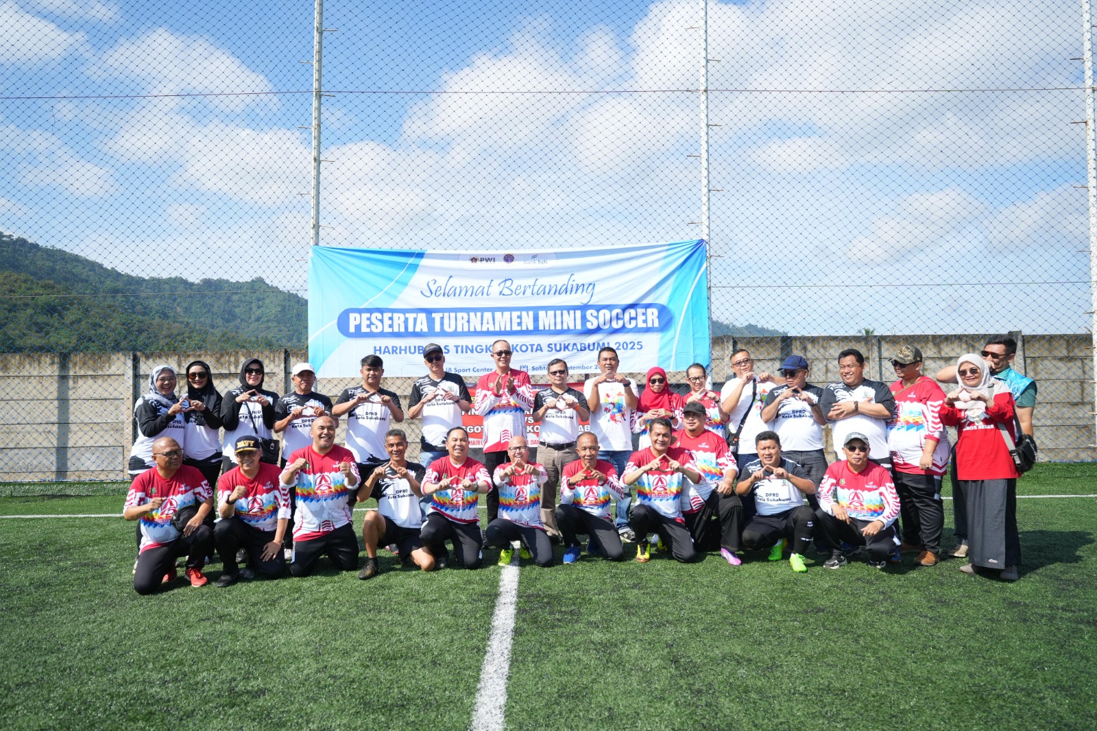 Meriah! Wali Kota Sukabumi Buka Turnamen Mini Soccer Peringatan Harhubnas 2025